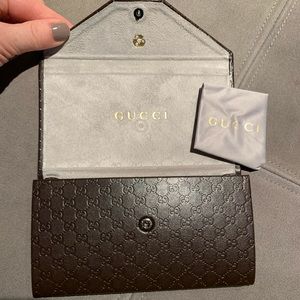 GUCCI Trifold Leather Sunglass Case